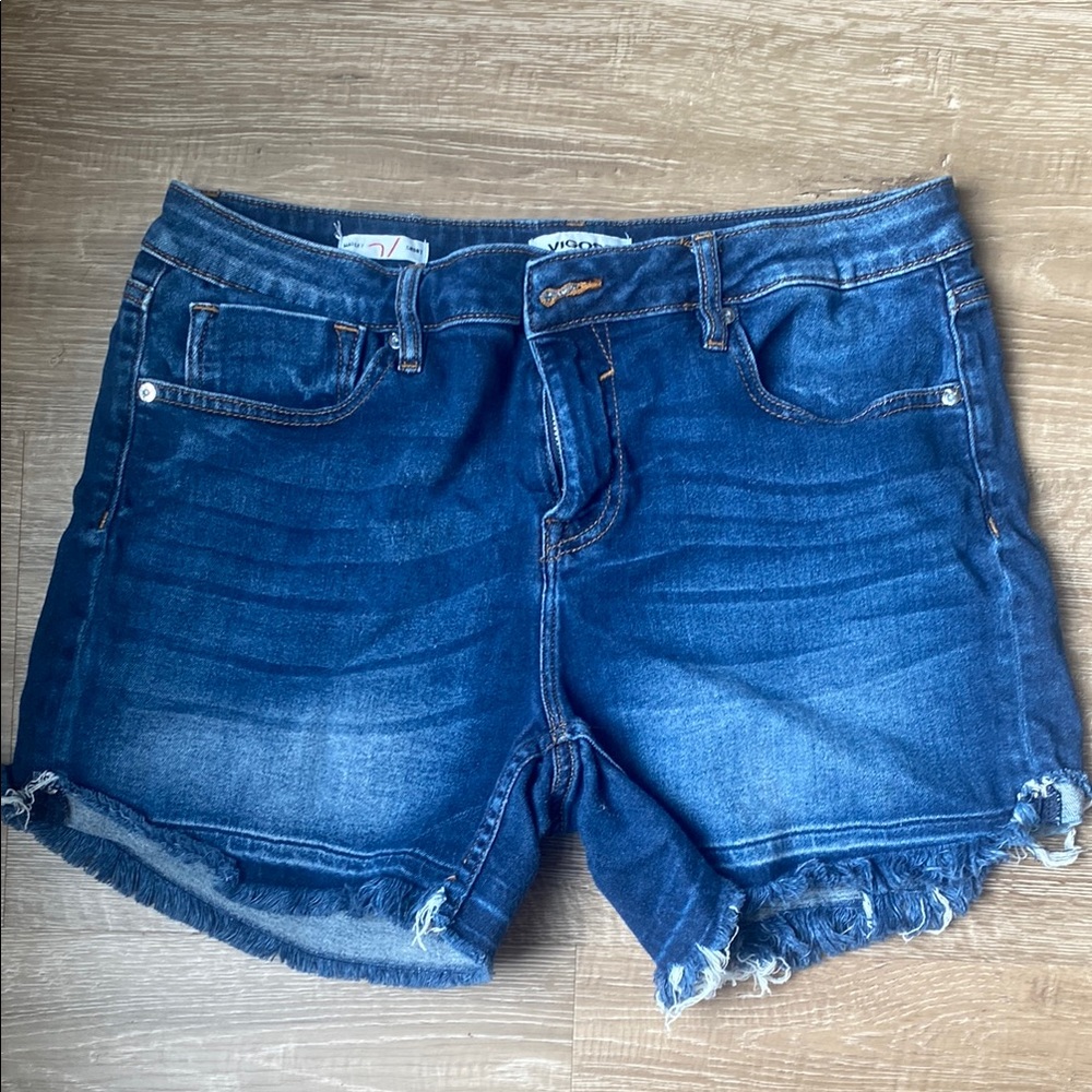 Vigoss Marley Mid Rise Cuff Distressed Size 31 Shorts